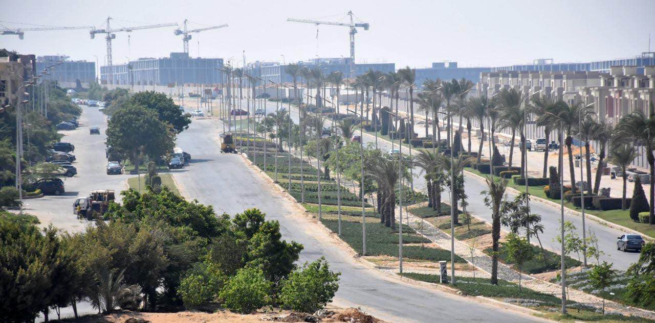 طرح 32 قطعة أرض بأنشطة متنوعة بالقاهرة الجديدة